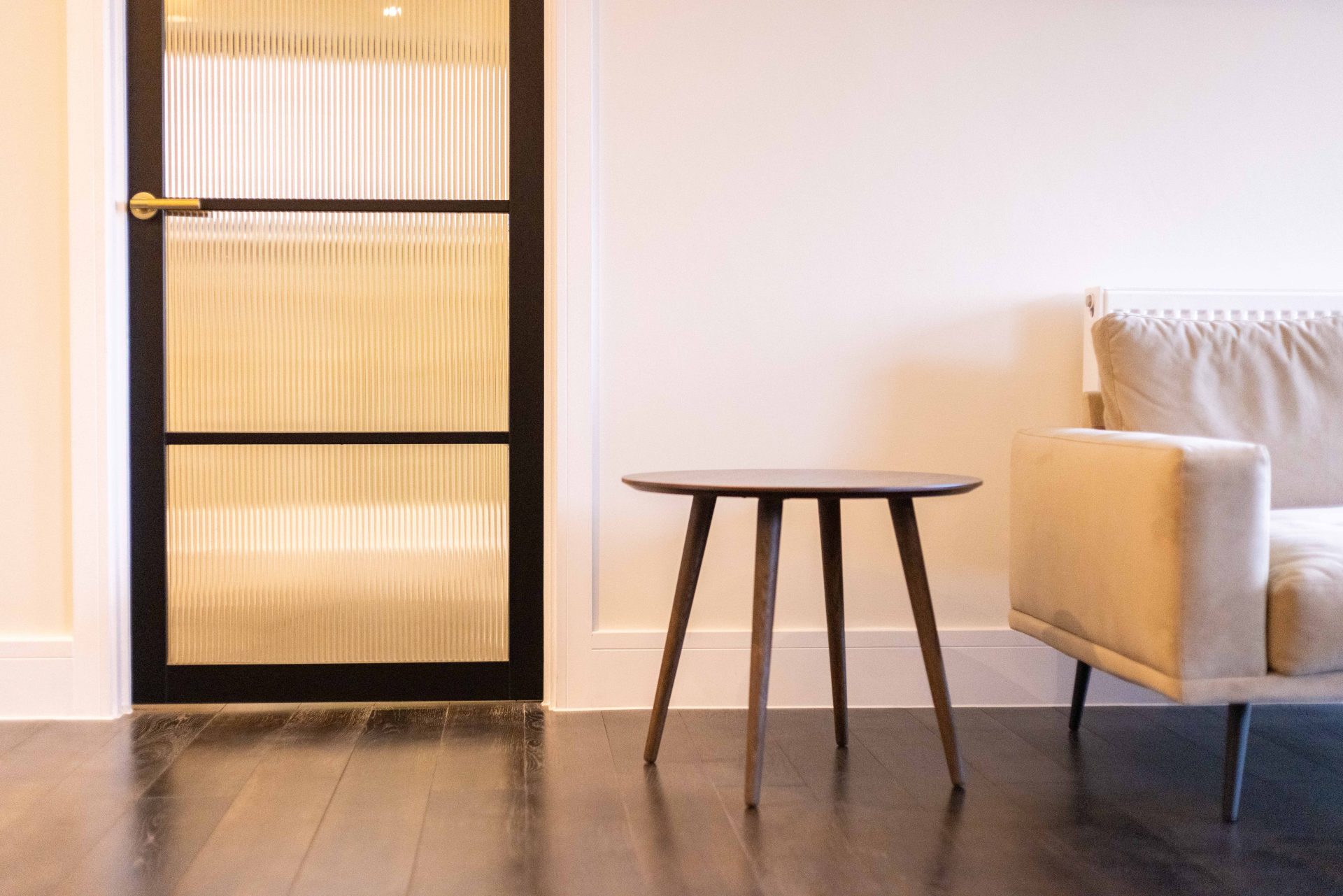 Contemporary home renovation in Swansea with high-spec finishes and clean architectural design